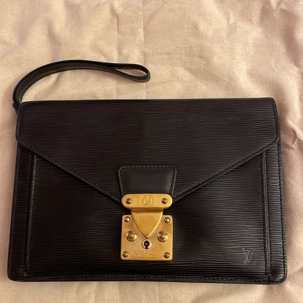 Louis Vuitton EPI wristlet